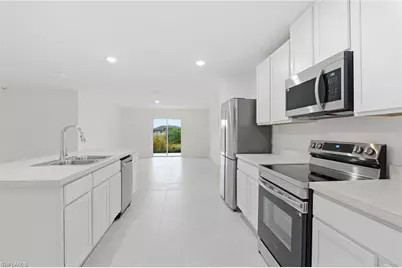 3418 20th St SW, Lehigh Acres, FL 33976 - Photo 10