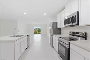 3418 20th St SW, Lehigh Acres, FL 33976 - Photo 10