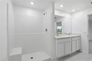 3418 20th St SW, Lehigh Acres, FL 33976 - Photo 18