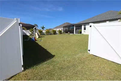 2320 NW 36th Pl, Cape Coral, FL 33993 - Photo 42