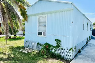 2521 Brownell Ct, North Fort Myers, FL 33917 - Photo 2