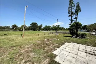 2521 Brownell Ct, North Fort Myers, FL 33917 - Photo 20