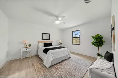 1826 NE 10th Pl, Cape Coral, FL 33909 - Photo 10