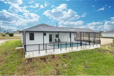 1826 NE 10th Pl, Cape Coral, FL 33909 - Photo 28