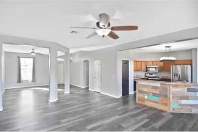 501 NW 6th Ter, Cape Coral, FL 33993 - Photo 8