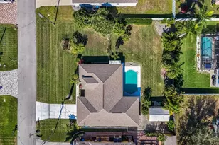 3007 SW 26th Ct, Cape Coral, FL 33914 - Photo 10