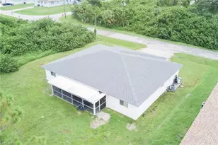 704 Ichabod Ave, Lehigh Acres, FL 33973 - Photo 22