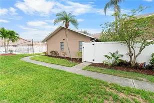 1031 SE 8th Terrace, Cape Coral, FL 33990 - Photo 4