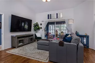 18112 Horseshoe Bay Cir, Fort Myers, FL 33967 - Photo 8