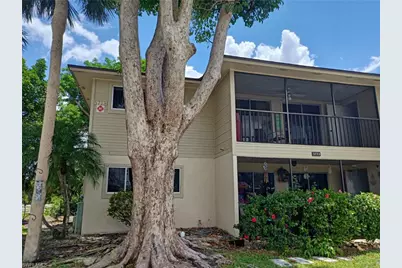 5713 Foxlake Dr #5, North Fort Myers, FL 33917 - Photo 1