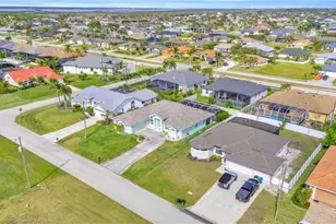 2705 SW 32nd Ln, Cape Coral, FL 33914 - Photo 48