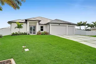 1726 SW 36th Terrace, Cape Coral, FL 33914 - Photo 2