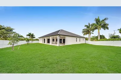 1726 SW 36th Ter, Cape Coral, FL 33914 - Photo 44