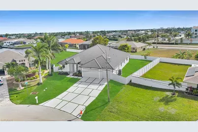 1726 SW 36th Ter, Cape Coral, FL 33914 - Photo 46