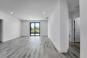 8042 Buttercup Cir, Labelle, FL 33935 - Photo 4