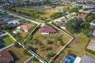 226 SW 30th Terrace, Cape Coral, FL 33914 - Photo 6