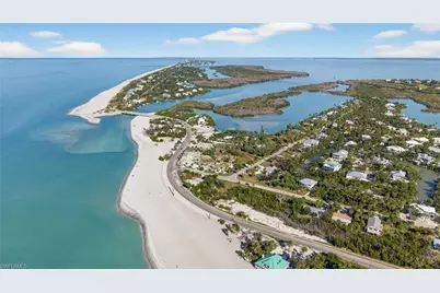 6476 Pine Ave, Sanibel, FL 33957 - Photo 20