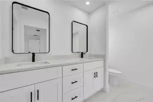 525 Allison St E, Lehigh Acres, FL 33974 - Photo 6