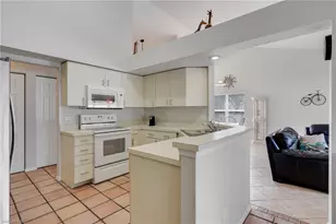 15236 Cricket Ln, Fort Myers, FL 33919 - Photo 2