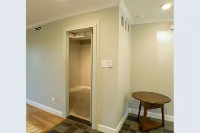 112 Pinebrook Dr, Fort Myers, FL 33907 - Photo 18