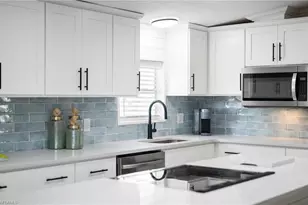 112 Poinsettia Dr, Fort Myers, FL 33905 - Photo 4