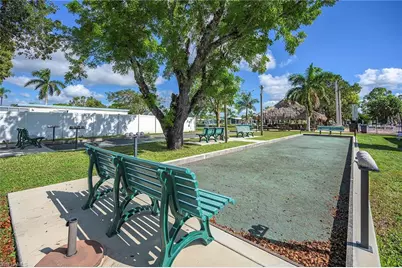112 Poinsettia Dr, Fort Myers, FL 33905 - Photo 28