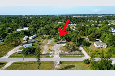 7978 Marx Dr, North Fort Myers, FL 33917 - Photo 2
