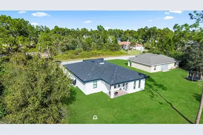 1218 Eclat St E, Lehigh Acres, FL 33974 - Photo 38