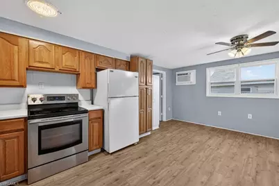 559 Clark St, North Fort Myers, FL 33903 - Photo 8