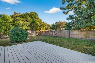 559 Clark St, North Fort Myers, FL 33903 - Photo 20