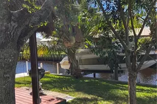 1383 Harbor View Dr, North Fort Myers, FL 33917 - Photo 6