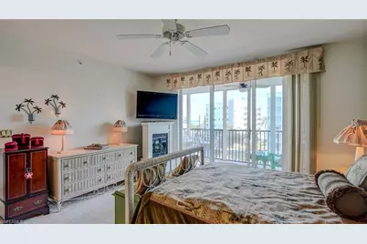 4431 Bay Beach Ln #543, Fort Myers Beach, FL 33931 - Photo 10