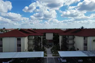 11170 Caravel Cir, Fort Myers, FL 33908 - Photo 14