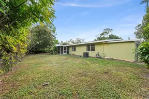 2285 Sunrise Blvd, Fort Myers, FL 33907 - Photo 32