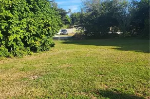 2027 Maravilla Cir, Fort Myers, FL 33901 - Photo 28