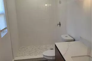 2027 Maravilla Cir, Fort Myers, FL 33901 - Photo 12