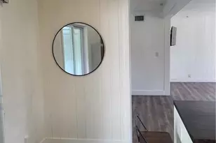 2027 Maravilla Cir, Fort Myers, FL 33901 - Photo 8