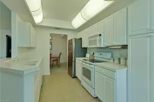 9618 Hemingway Ln, Fort Myers, FL 33913 - Photo 6