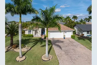 909 SW 22nd Ter, Cape Coral, FL 33991 - Photo 2