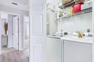 925 SW 47th Terrace, Cape Coral, FL 33914 - Photo 22