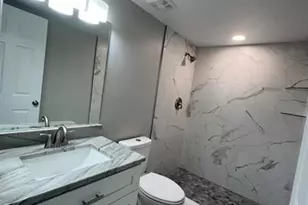 639 SE 13th Ave, Cape Coral, FL 33990 - Photo 10