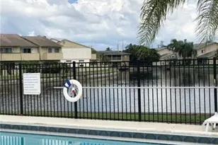 639 SE 13th Ave, Cape Coral, FL 33990 - Photo 28