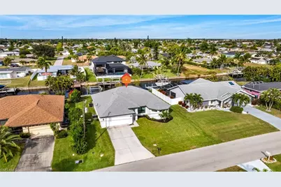 1301 SE 23rd Ter, Cape Coral, FL 33990 - Photo 46