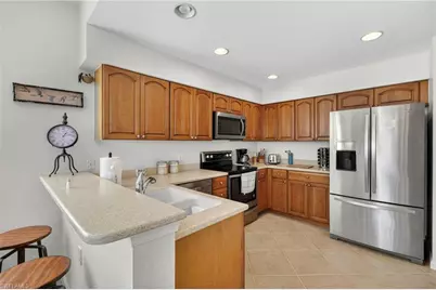 16500 Crownsbury Way #102, Fort Myers, FL 33908 - Photo 4