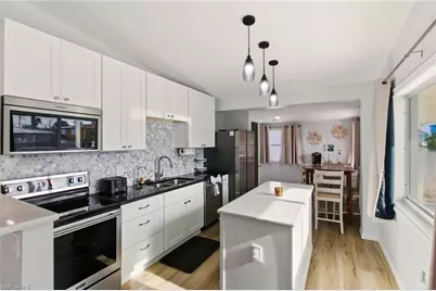 185 Hibiscus Dr, Fort Myers Beach, FL 33931 - Photo 8