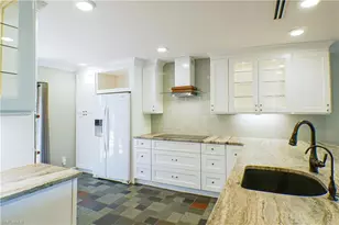 112 Pinebrook Dr, Fort Myers, FL 33907 - Photo 2