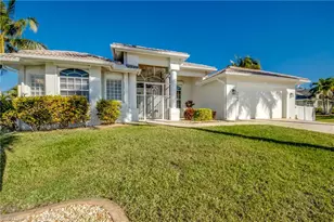 1909 SW 46th Terrace, Cape Coral, FL 33914 - Photo 2