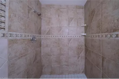 105-107 SE 23rd Pl, Cape Coral, FL 33990 - Photo 12