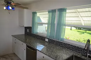 451 Monterey Ave, Cape Coral, FL 33904 - Photo 6