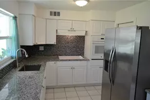 451 Monterey Ave, Cape Coral, FL 33904 - Photo 4